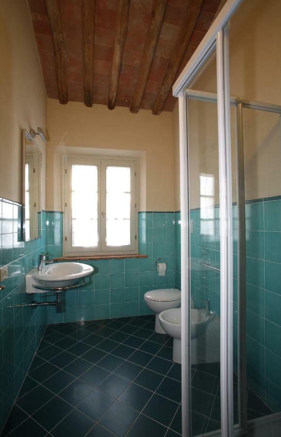 Agriturismo Podere La Casa 帕拉亚 外观 照片